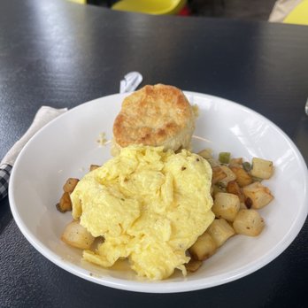 Bomb Biscuit - Eggs, biscuit, potatoes - Breakfast & Brunch Near Me - Atlanta, Georgia