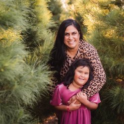 All Colors Photography - Christmas tree photo session