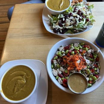 Süp - Vegan split pea and Thai chicken bowl (+ a cranberry salad off in the distance) - Sandwiches Near Me - Reno, Nevada