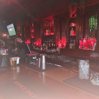 Red Leprechaun - Irish Pub Near Me - Cincinnati, Ohio