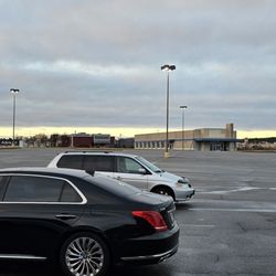 Danville Mall - The red building just left of center in the back is a Red Lobster that led in 2023. The brown building was a Sears auto repair.