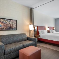 Guest room
