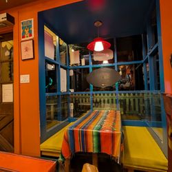 Lola's Taqueria - Sitting