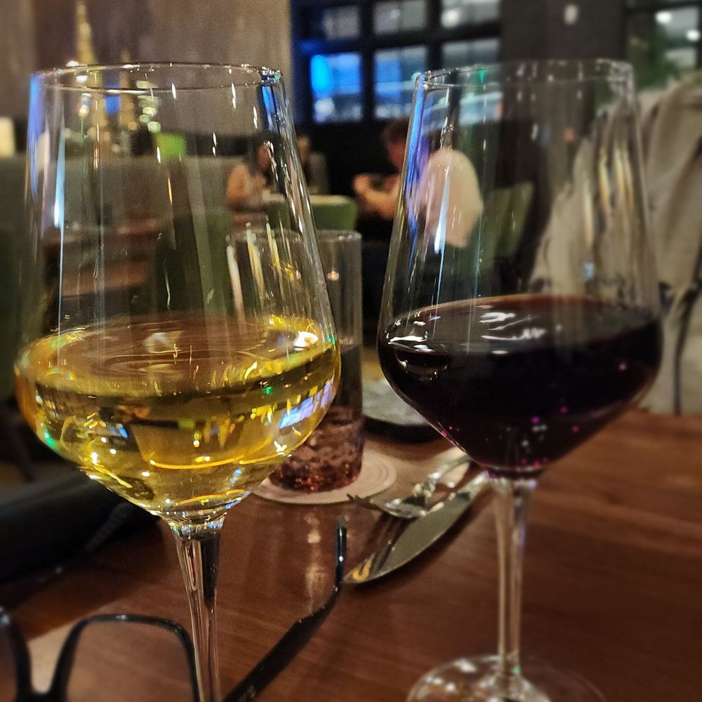 The Chapman - Good wine selection - Lounges Near Me - Winter Park, Florida The Chapman - Good wine selection - Lounges Near Me - Winter Park, Florida