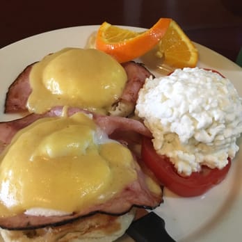 Blackbird Café - Eggs Benedict you are so good to me. - Cafes Near Me - Long Beach, California Blackbird Café - Eggs Benedict you are so good to me. - Cafes Near Me - Long Beach, California
