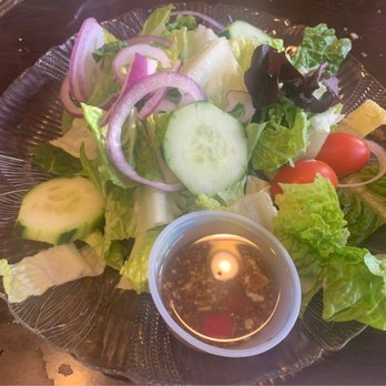 Lenny's Clam Bar - Lennys House Salad - Seafood Near Me - Howard Beach, New York Lenny's Clam Bar - Lennys House Salad - Seafood Near Me - Howard Beach, New York