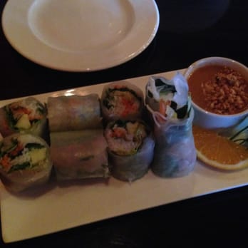 Bangkok Boulevard - Thai Near Me - Hamden, Connecticut