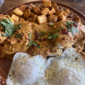 Estilo Azteca - Biscuits & Chorizo Gravy - Breakfast & Brunch Near Me - Glendale, Arizona