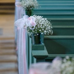 Perfect Events - Inexpensive aisle flowers