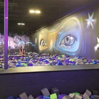 Sky Zone Trampoline Park - Trampoline Parks Near Me - Thousand Oaks, California Sky Zone Trampoline Park - Trampoline Parks Near Me - Thousand Oaks, California