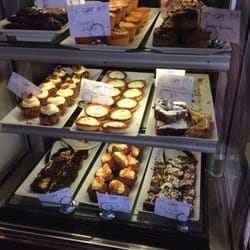The Caf Coolum - Muffins, brownies