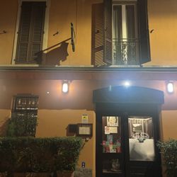 Al Sangiovese - Frontage