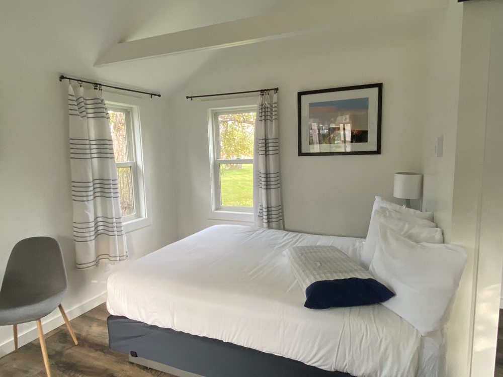 BELLA VISTA MOTEL Updated September 2024 34 Photos & 28 Reviews