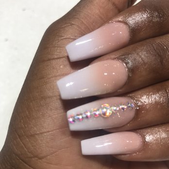 Dream Spa - Full set w design - Nail Salons Near Me - Austin, Texas