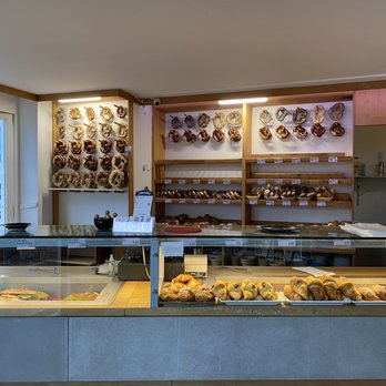 Brezel Berlin - Cafes Near Me - Berlin, BE