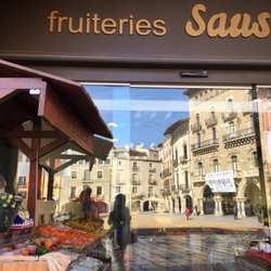 Fruiteries Saus - Store front