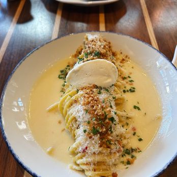 Pepp & Dolores - Limone - Italian Near Me - Cincinnati, Ohio Pepp & Dolores - Limone - Italian Near Me - Cincinnati, Ohio