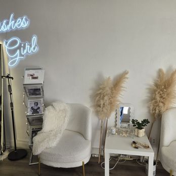 Lashes Girl - Eyelash Service Near Me - West Covina, California Lashes Girl - Eyelash Service Near Me - West Covina, California