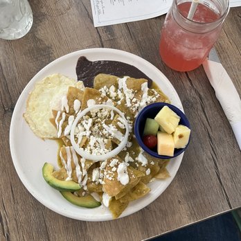 Cielito Cafe - Chilaquiles con salsa verde - Breakfast & Brunch Near Me - Houston, Texas