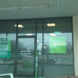 H&R Block - In plaza