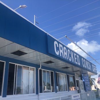 Cracked Conch Cafe - Outside - Seafood Near Me - Marathon, Florida