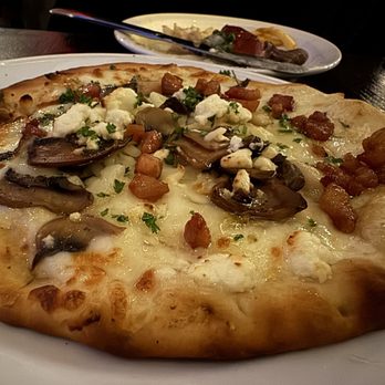 Nia Restaurant - Prosciutto Pizza!!! Delish!! - Mediterranean Near Me - Chicago, Illinois Nia Restaurant - Prosciutto Pizza!!! Delish!! - Mediterranean Near Me - Chicago, Illinois