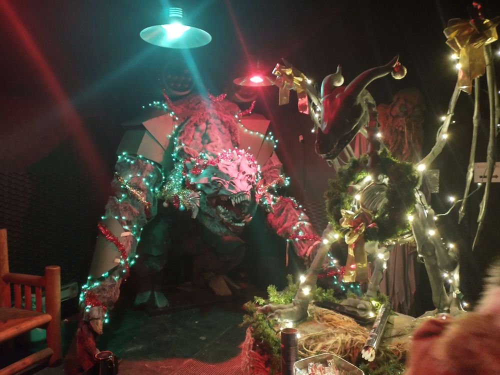 DEAD CITY HAUNTED HOUSE Updated September 2024 25 Reviews 5425 S