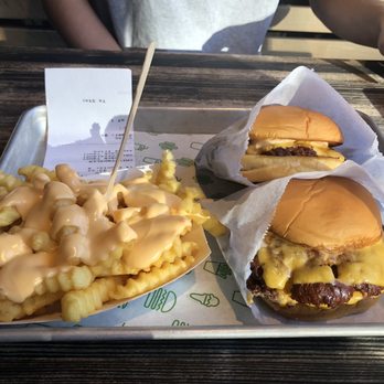 Shake Shack Winter Park - Burgers Near Me - Winter Park, Florida Shake Shack Winter Park - Burgers Near Me - Winter Park, Florida