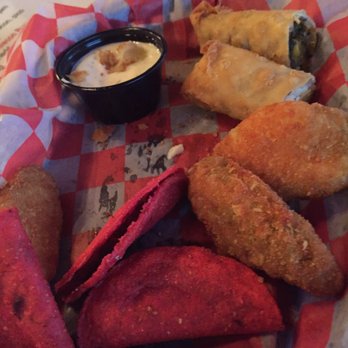 Hoppers Pub - Pubs Near Me - Waynesville, Missouri
