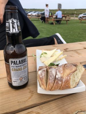 À l'abri de la Tempête - Microbrasserie & Pub by null