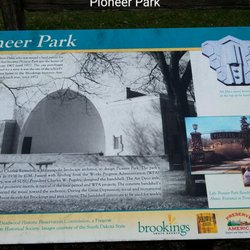 Pioneer Park - Park sign