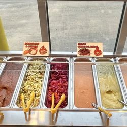 Pollo Regio - Salsa bar