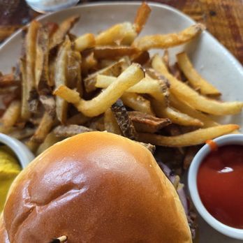 The Millers Tavern - Smash burger - New American Near Me - Manchester, New Hampshire The Millers Tavern - Smash burger - New American Near Me - Manchester, New Hampshire
