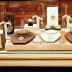 R and J Jewelry and Pawn Shop Jewelry