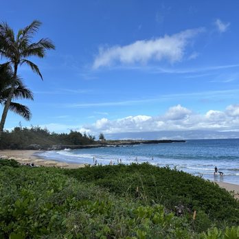 The Ritz-Carlton - Beach looking "left" - Hotels Near Me - Kapalua, Hawaii The Ritz-Carlton - Beach looking "left" - Hotels Near Me - Kapalua, Hawaii