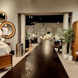 CITY Furniture - Very clean store