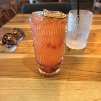 Pradera Brunch - Strawberry Freshly Squeezed Lemonade - Breakfast & Brunch Near Me - Costa Mesa, California