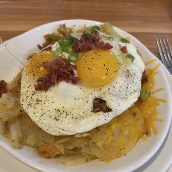 Broken Yolk Cafe - Hash Skillet - Breakfast & Brunch Near Me - Irvine, California