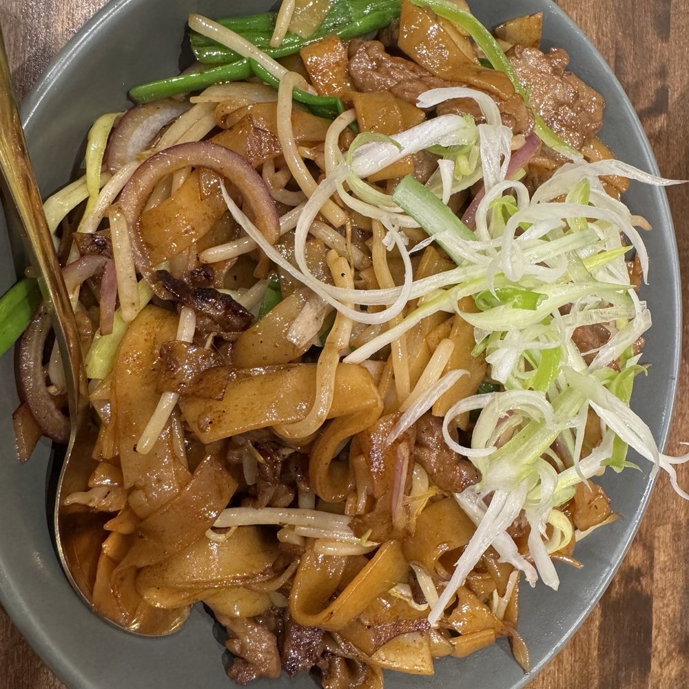 Wok Up - Beef chow fun - Hong Kong Style Cafe Near Me - San Francisco, California Wok Up - Beef chow fun - Hong Kong Style Cafe Near Me - San Francisco, California