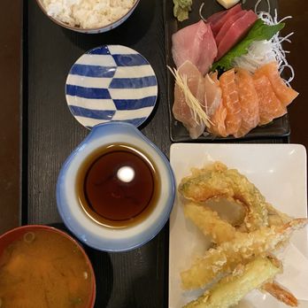 Yabu Restaurant - Temporary lunch special with sashimi incredibly fresh and perfectly crunchy - Sushi Bars Near Me - Los Angeles, California Yabu Restaurant - Temporary lunch special with sashimi incredibly fresh and perfectly crunchy - Sushi Bars Near Me - Los Angeles, California