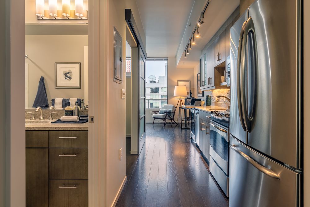 Via6 Apartments 70 Photos 108 Reviews Apartments 2121 6th Ave Seattle Wa United States Phone Number