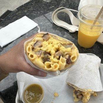 Happy Cat Eats - Burgers Near Me - Santa Barbara, California