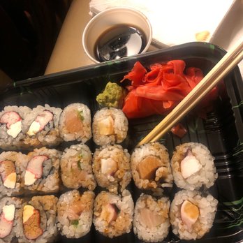 Omiya Sushi - R30. Tako Maki Roll R16. Negi Hamachi Roll R46. Kani Cream Cheese Roll - Japanese Near Me - Brooklyn, New York
