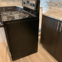Down to the Details Cleaning - We specialize in move-in/move-out cleaning.