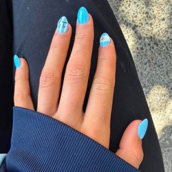 Naveana Nail Salon