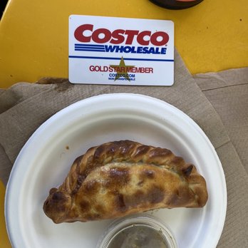 Empanada Kitchen - Size comparison - Argentine Near Me - San Diego, California Empanada Kitchen - Size comparison - Argentine Near Me - San Diego, California