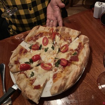 Il Posto Bistro - Pizza - Wine Bars Near Me - Canandaigua, New York