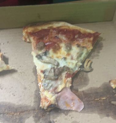 Gino's Pizza by null