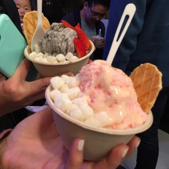 Powder - Strawberry with milk glaze and mochi - Desserts Near Me - San Francisco, California