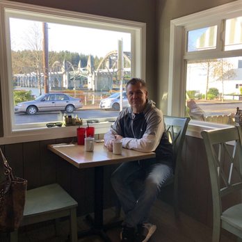 Mari's Kitchen - Table view - Breakfast & Brunch Near Me - Florence, Oregon Mari's Kitchen - Table view - Breakfast & Brunch Near Me - Florence, Oregon